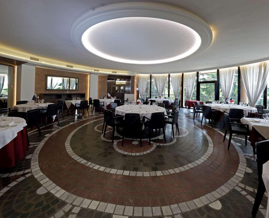 Hotel Pineta Busto Arsizio Restaurant photo